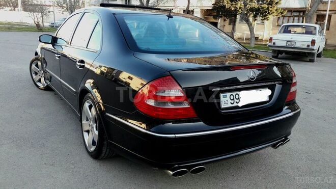 Mercedes E 240 2003, 225,000 km - 2.6 l - Bakı