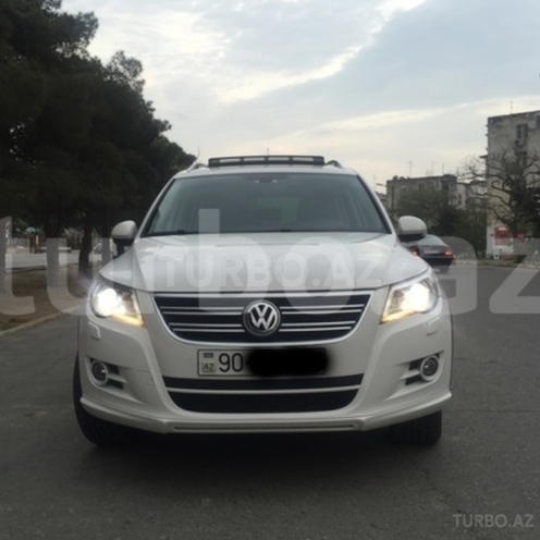 Volkswagen Tiguan 2010, 90,000 km - 0.2 l - Bakı