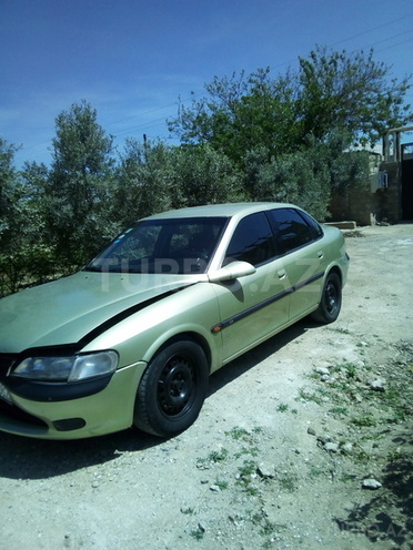 Opel Vectra 1996, 250,000 km - 2.0 l - Bakı