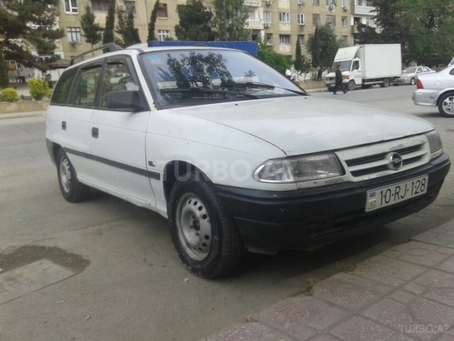 Opel Astra 1994, 227,400 km - 1.7 l - Bakı