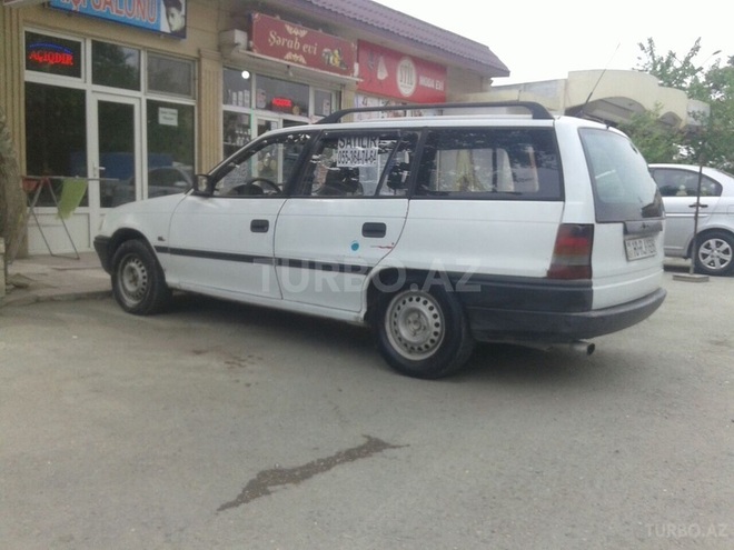 Opel Astra 1994, 227,400 km - 1.7 l - Bakı