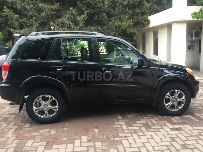 Toyota RAV4 2002, 110,000 km - 2.0 л - Bakı