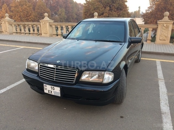 Mercedes C 200 1997, 300,000 km - 2.0 l - Qazax