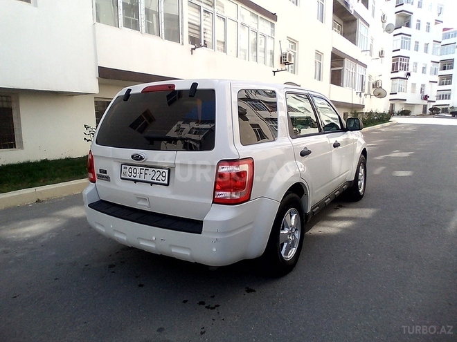 Ford Escape 2009, 104,000 km - 2.5 l - Xırdalan