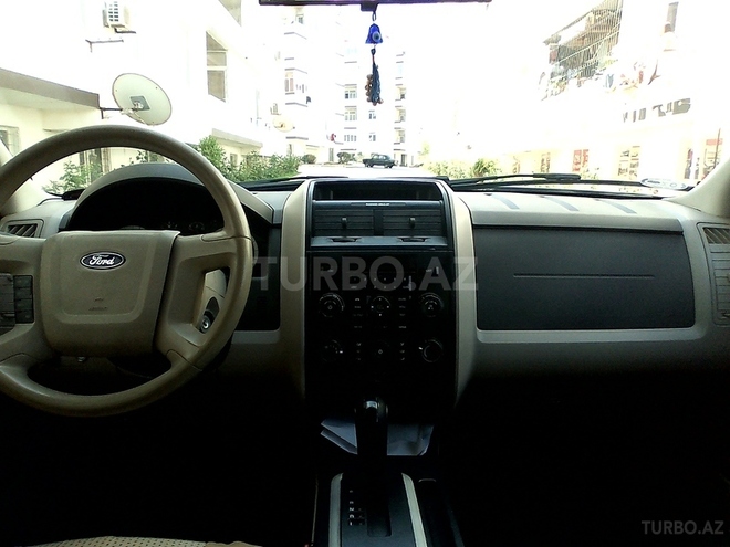 Ford Escape 2009, 104,000 km - 2.5 l - Xırdalan