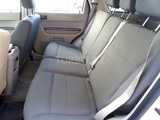 Ford Escape 2009, 104,000 km - 2.5 l - Xırdalan