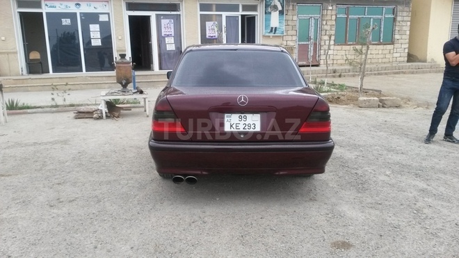 Mercedes C 200 1999, 310,000 km - 2.0 л - Şirvan