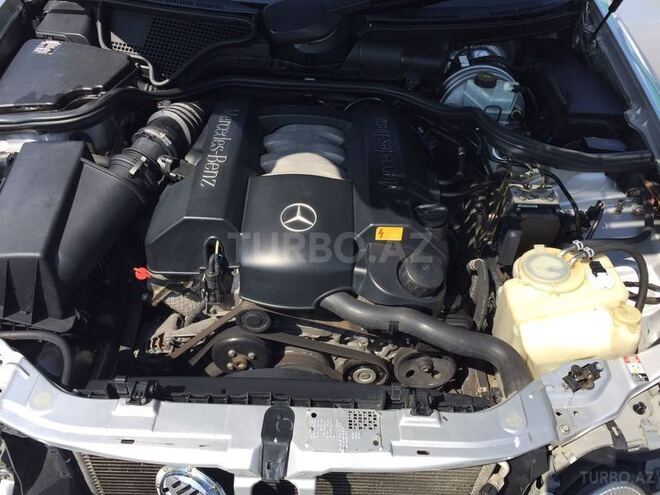 Mercedes E 240 2000, 285,000 km - 2.4 l - Bakı