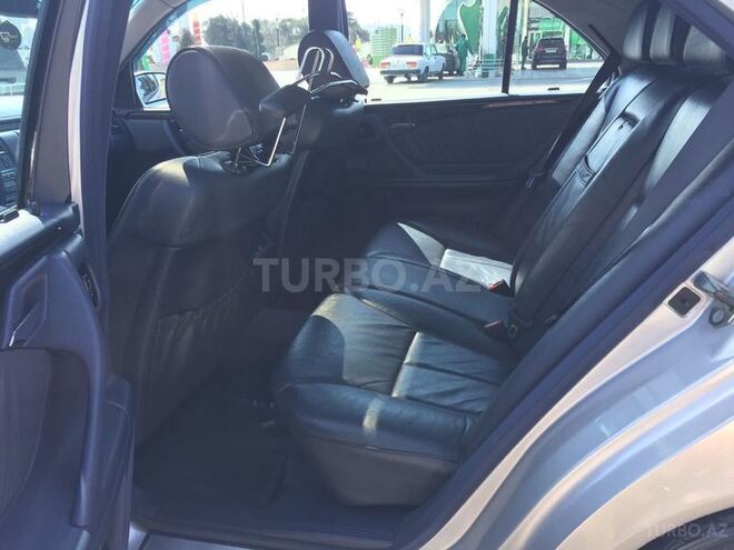 Mercedes E 240 2000, 285,000 km - 2.4 l - Bakı