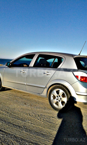Opel Astra 2006, 110,000 km - 1.8 l - Bakı