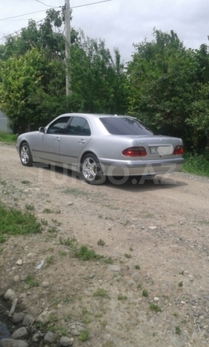 Mercedes E 320 2000, 250,000 km - 3.2 л - Ağdam