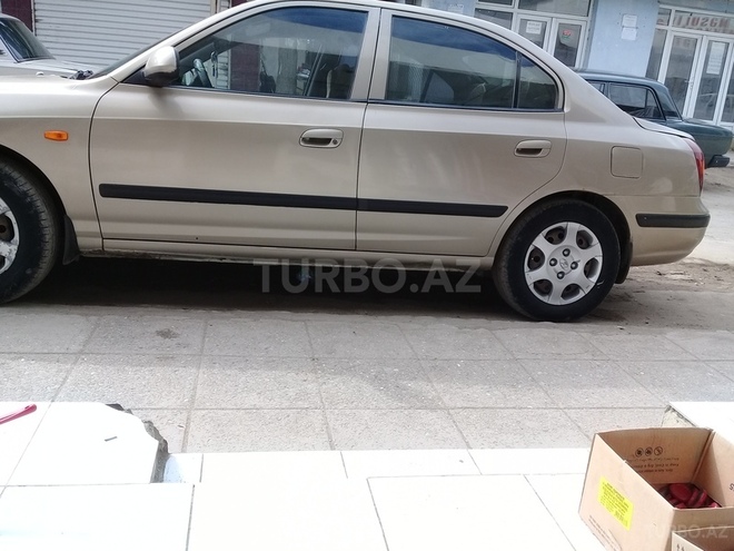 Hyundai Elantra 2002, 558,000 km - 1.6 l - Neftçala