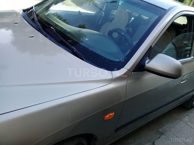 Hyundai Elantra 2002, 558,000 km - 1.6 l - Neftçala