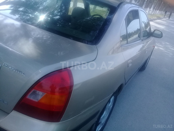 Hyundai Elantra 2002, 558,000 km - 1.6 l - Neftçala