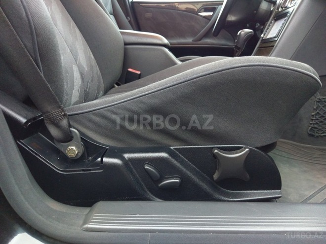 Mercedes E 240 2001, 267,000 km - 2.6 l - Bakı