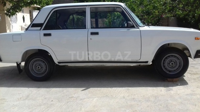 LADA (VAZ) 2107 2006, 189,000 km - 1.6 л - Bakı