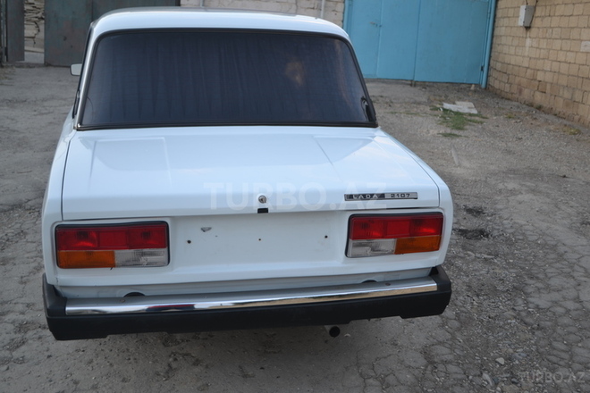 LADA (VAZ) 2107 2007, 7,585,000 km - 1.6 л - Bakı