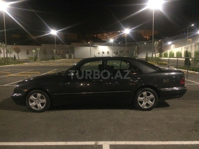 Mercedes E 270 2001, 340,000 km - 2.7 л - Bakı