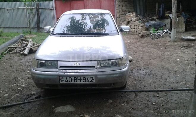 LADA (VAZ) 2110 2002, 200,000 km - 1.6 l - Quba