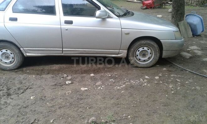 LADA (VAZ) 2110 2002, 200,000 km - 1.6 l - Quba