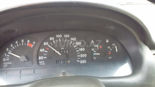 Opel Astra 1996, 420,000 km - 1.6 л - Astara