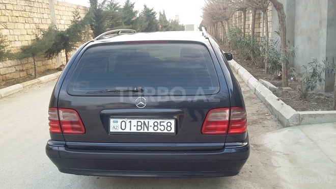 Mercedes E 220 2000, 460,000 km - 2.2 л - Bakı