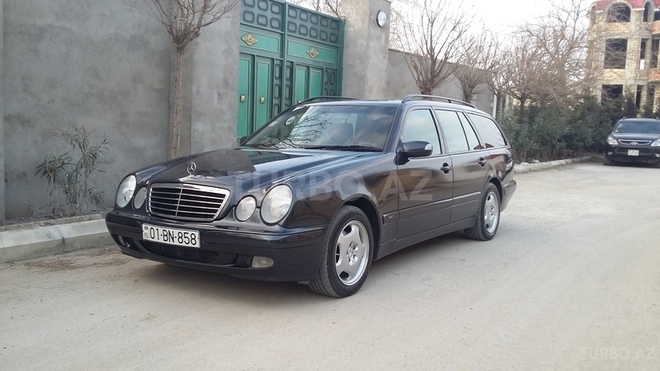 Mercedes E 220 2000, 460,000 km - 2.2 л - Bakı