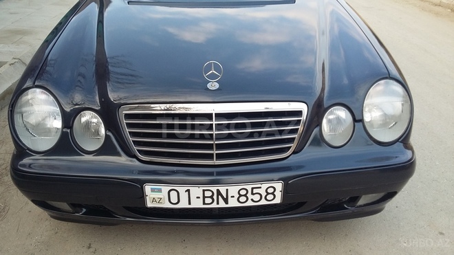Mercedes E 220 2000, 460,000 km - 2.2 л - Bakı