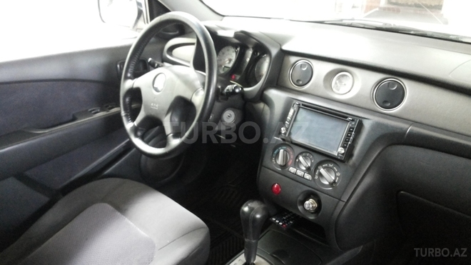Mitsubishi Outlander 2003, 200,000 km - 2.4 l - Bakı