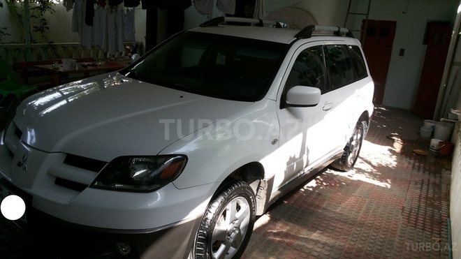 Mitsubishi Outlander 2003, 200,000 km - 2.4 l - Bakı