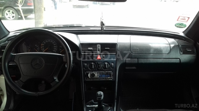 Mercedes C 180 1998, 300,000 km - 1.8 l - İmişli