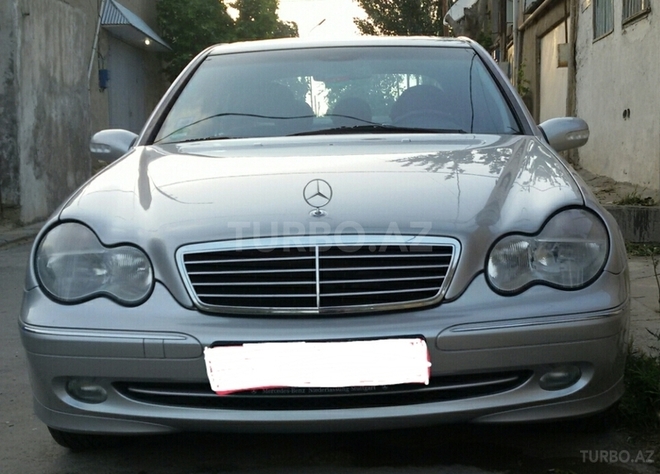 Mercedes C 200 2001, 200,000 km - 2.0 l - Bakı