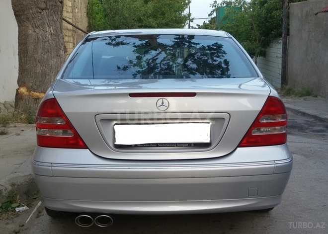 Mercedes C 200 2001, 200,000 km - 2.0 l - Bakı