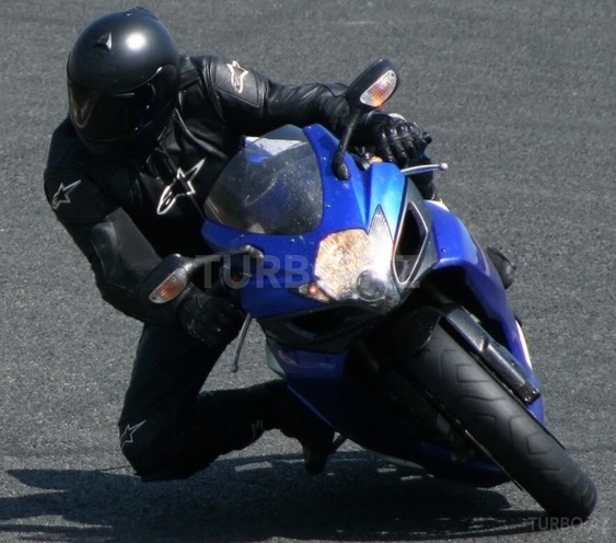 Suzuki GSR 750 2007, 24,400 km - 0.7 l - Bakı