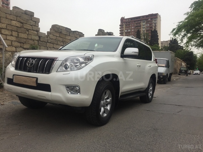 Toyota Prado 2011, 74,000 km - 2.7 l - Bakı
