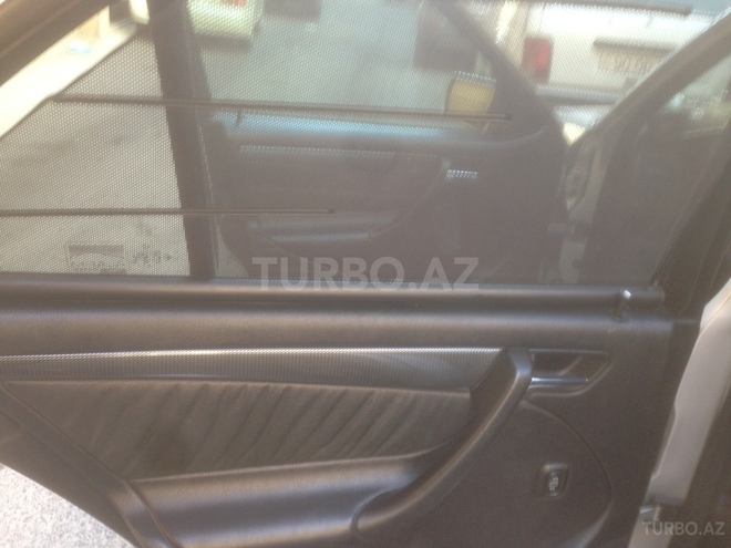 Mercedes C 230 1999, 270,000 km - 2.3 l - Bakı
