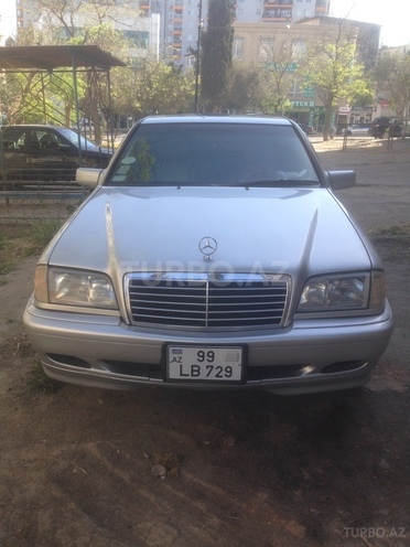Mercedes C 230 1999, 270,000 km - 2.3 l - Bakı
