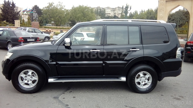Mitsubishi Pajero 2008, 102,000 km - 3.0 л - Bakı
