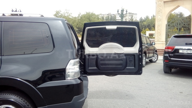 Mitsubishi Pajero 2008, 102,000 km - 3.0 л - Bakı