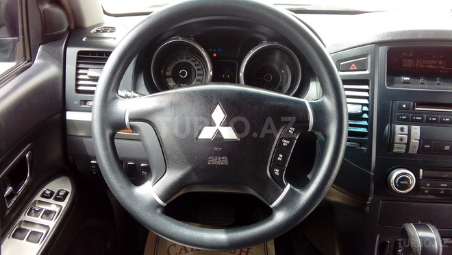 Mitsubishi Pajero 2008, 102,000 km - 3.0 л - Bakı
