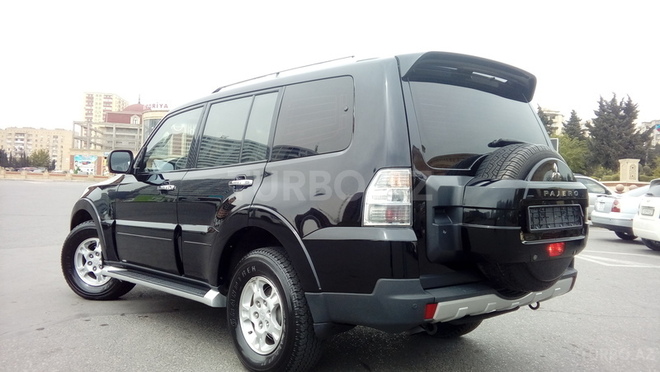 Mitsubishi Pajero 2008, 102,000 km - 3.0 л - Bakı