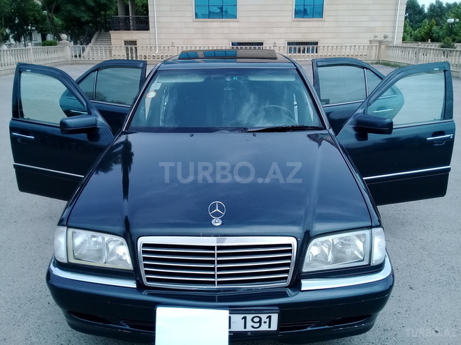 Mercedes C 180 1997, 220,000 km - 1.8 l - Saatlı