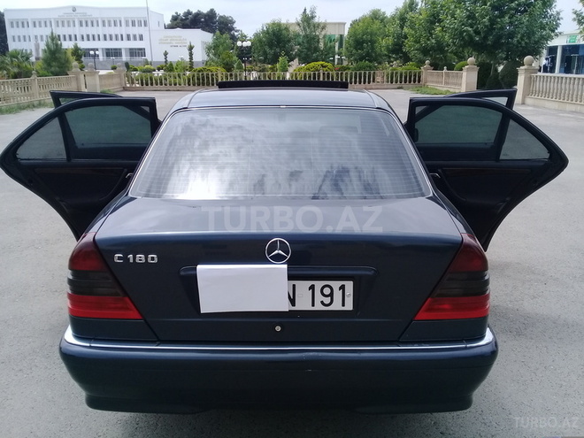 Mercedes C 180 1997, 220,000 km - 1.8 l - Saatlı