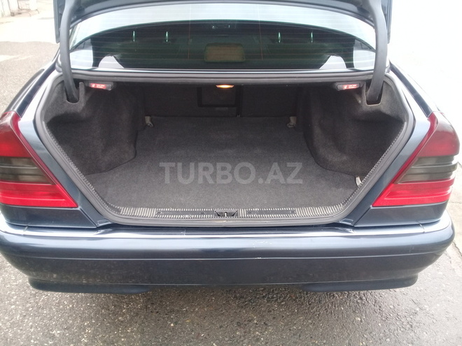 Mercedes C 180 1997, 220,000 km - 1.8 l - Saatlı