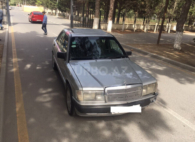 Mercedes 190 1992, 290,000 km - 1.8 l - Sumqayıt