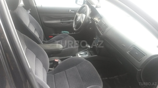 Volkswagen Golf 2001, 176,000 km - 2.0 л - Bakı