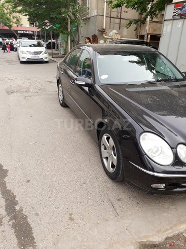 Mercedes E 240 2003, 282,000 km - 2.4 l - Bakı