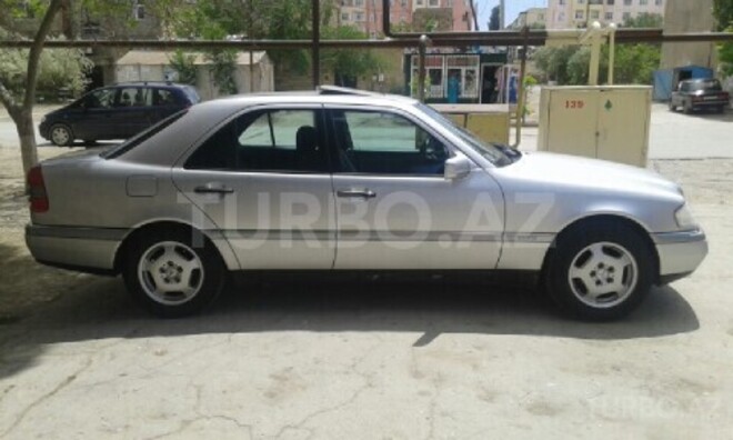 Mercedes C 180 1997, 320,000 km - 1.8 l - Sumqayıt