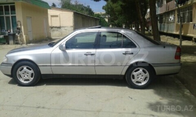 Mercedes C 180 1997, 320,000 km - 1.8 l - Sumqayıt
