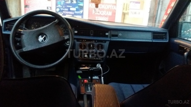 Mercedes 190 1990, 3,800,000 km - 2.0 l - Bakı
